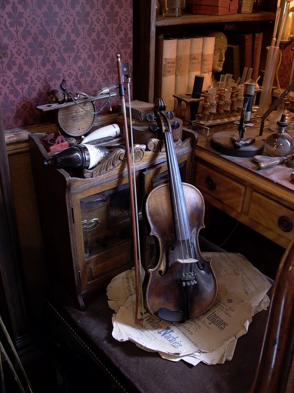 Чтобы найти музей, не нужны дедуктивные методы или лупа.